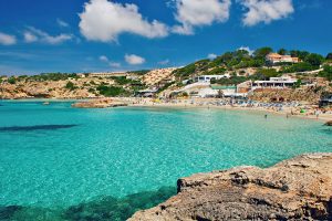 IBIZA-VIAGGI-SPAGNA-DIVERTIMENTO1
